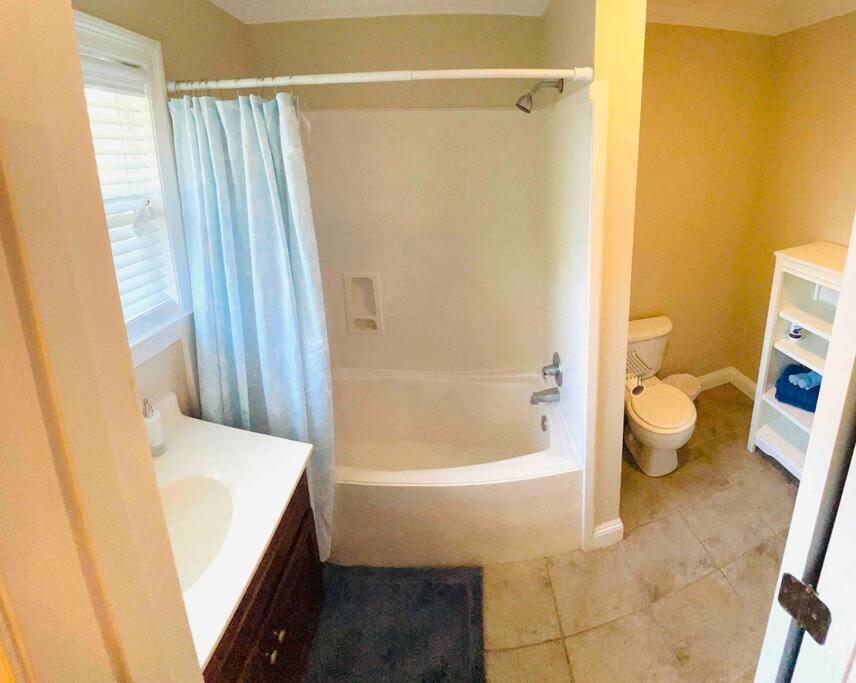 4/3 Home Centrally Located, Beach, Casino, Airport, Dining, Golfing, Shopping, Entertainment Gulfport Eksteriør billede