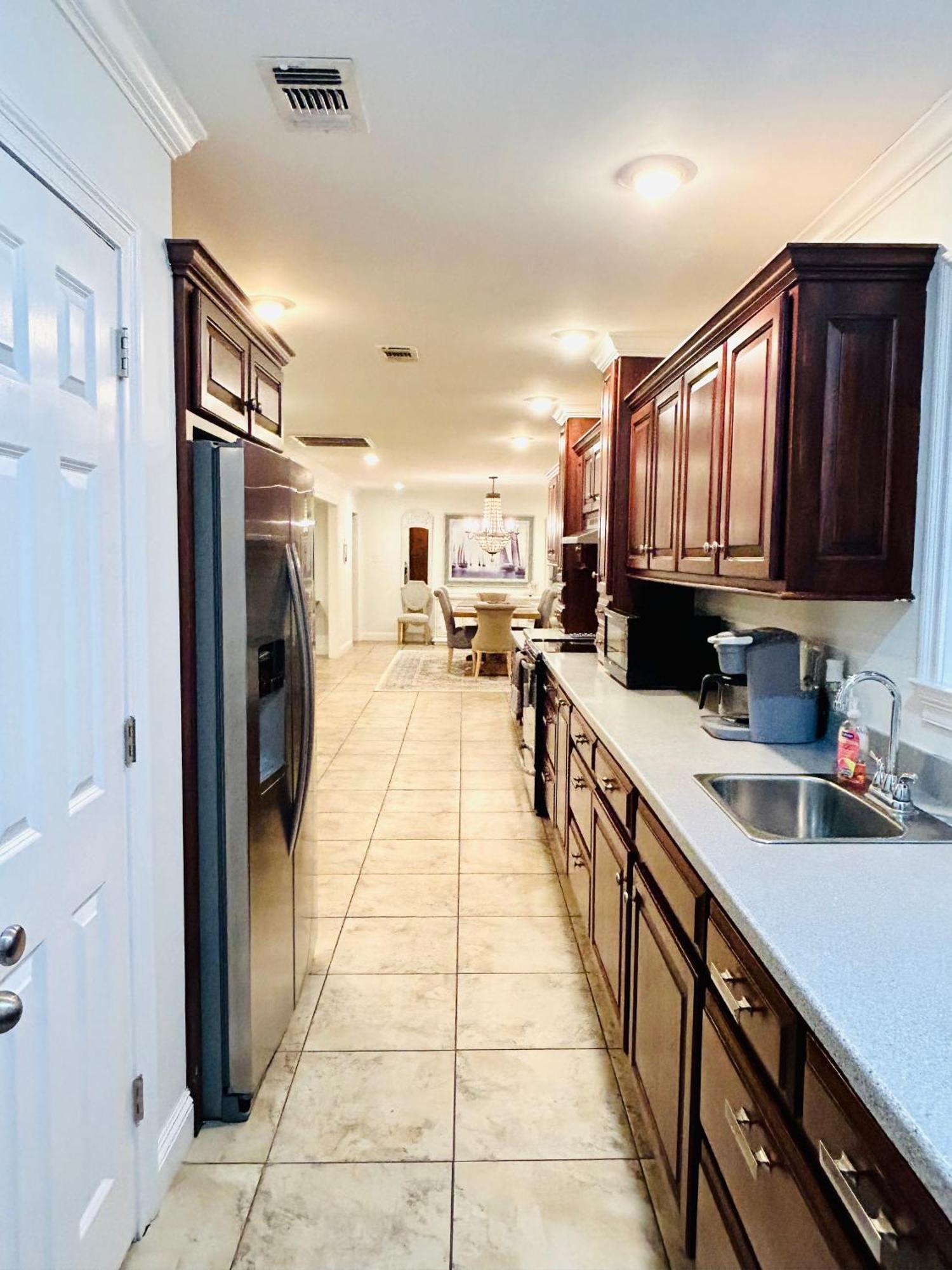 4/3 Home Centrally Located, Beach, Casino, Airport, Dining, Golfing, Shopping, Entertainment Gulfport Eksteriør billede